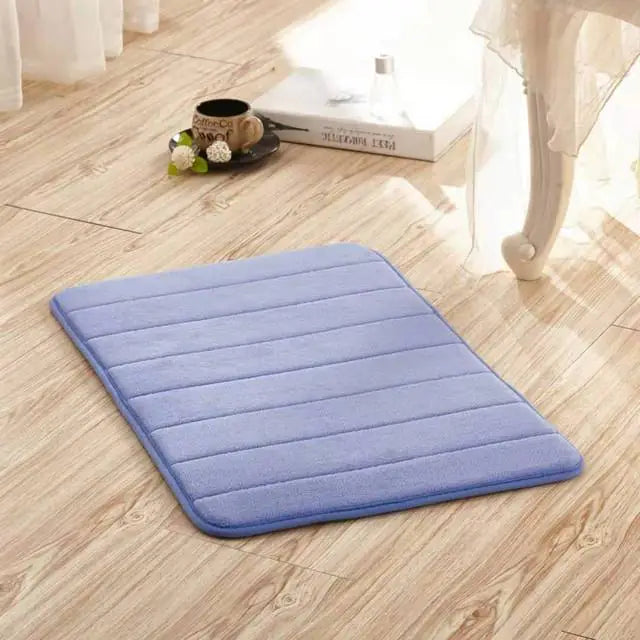 Absorbent bath mat